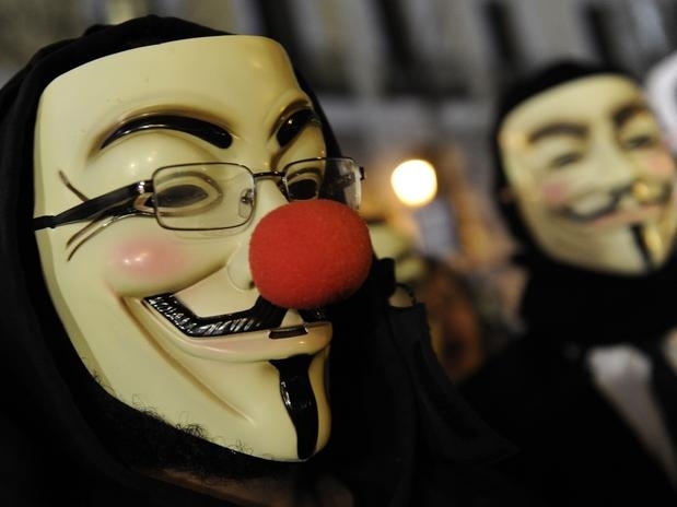 Hackers dizem que roubaram 28 mil senhas do PayPal