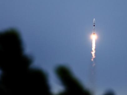 Satélites para internet rápida e barata são lançados ao espaço