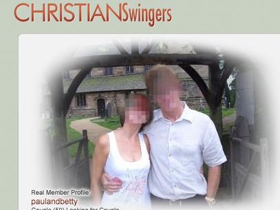 Site reúne casais "cristãos" que desejam fazer suingue