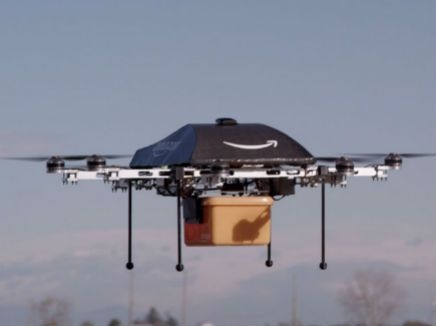 Amazon testa uso de drones para fazer entregas expressas no futuro