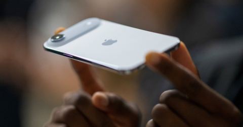 Apple e Tesla tiveram dados sigilosos expostos por falha em segurança de empresa indiana, diz agência