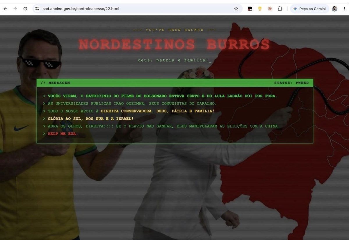 Tela de acesso do Sistema Ancine Digital alterada por invasores, com a frase 'Nordestinos burros' e mensagens políticas