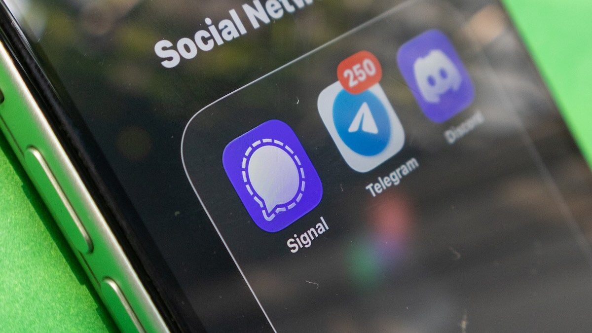 Signal Vulnerability Lets Malicious Callers Block Hang-Ups